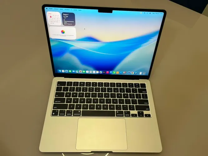 macbook air m2 13 prata único dono, bateria 93% (impecável)