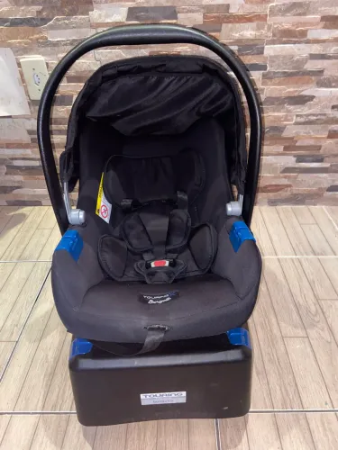 Bebê conforto com base Tauring