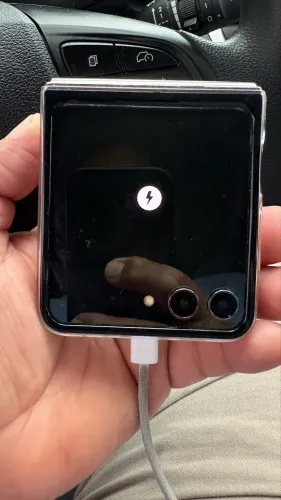 Samsung z flip/ tem que trocar a tela