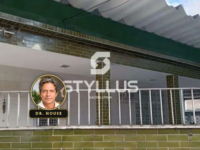 Casa Duplex Espaçosa com Churrasqueira e 3 Banheiros em Piedade! M68H