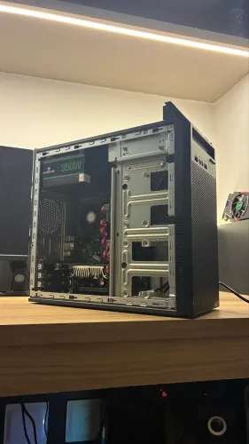PC GAMER Intel / 4GB RAM + Placa de video GT 210!!