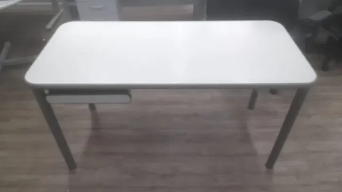 Mesa escritório de ferro 01 gaveta