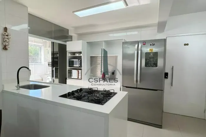 Cond. Nações, 3 dormitórios, sendo 1 suíte, 2 banheiros, 1 vaga e cozinha americana com pl