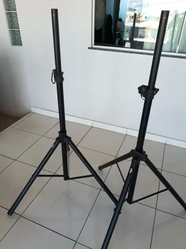 Dois pedestal de caixa santo Ângelo de alumínio