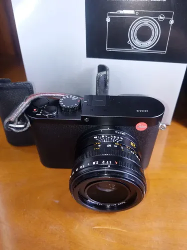 Câmera Leica Q 19000 - Nova