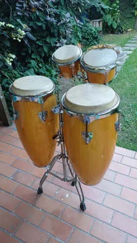 Congas + bongo Michael + bags