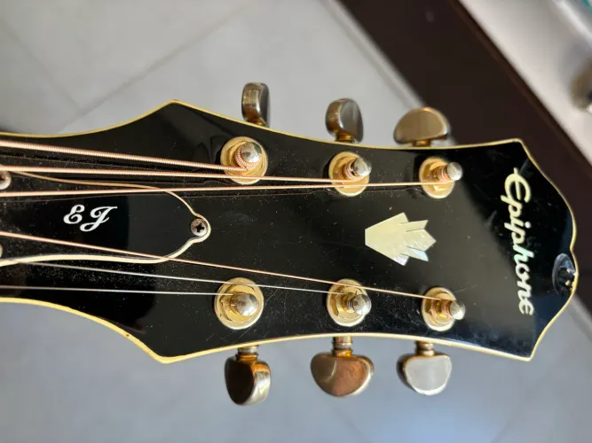 Violão Epiphone EJ200 