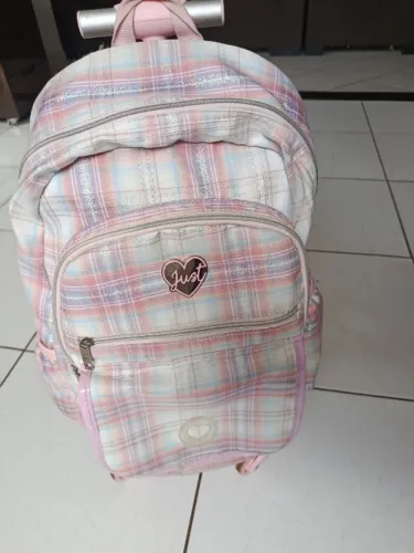 Mochila de rodinhas xadrez rosa 360° 