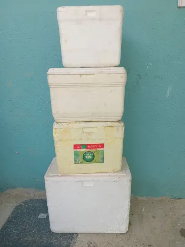 Caixa de isopor usadas - Nos tamanhos de 7,12 e 15 litros. 
