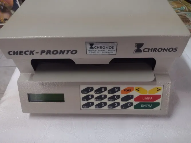 Máquina de preencher cheques