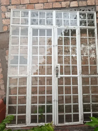 Porta de ferro duas portas 500