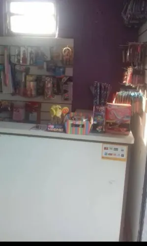Tudo de loja embalagem e móveis