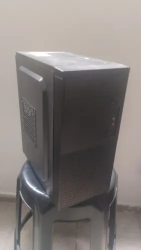 CPU processador I5, 8gb de memória, SSD 240 gb