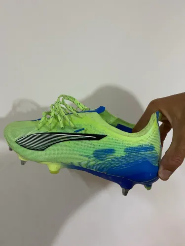Chuteira Profissional Puma