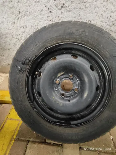 Roda aro 14 estep 4X100 e chave de rodas 