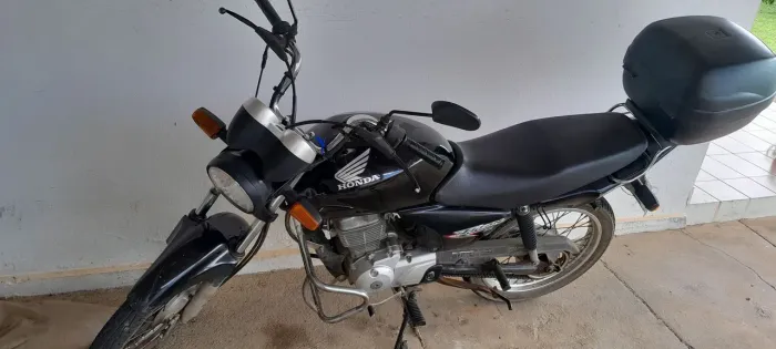 Honda Titan 150 ES