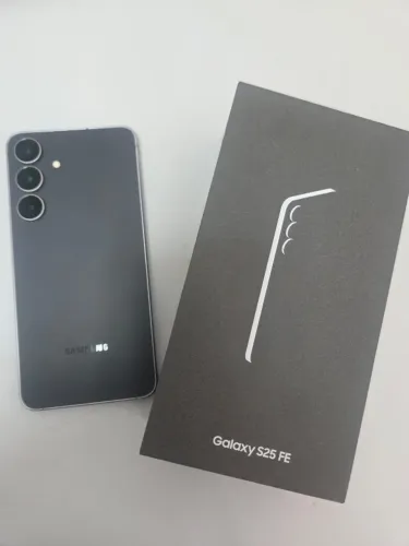 Samsung S25 FE 128gb, excelente estado, NF e na garantia e pouco uso