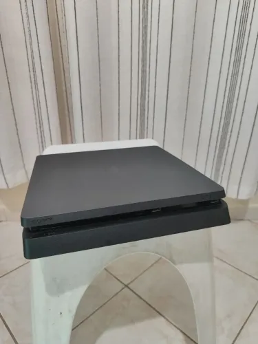 Playstation 4 Slim 1Tb