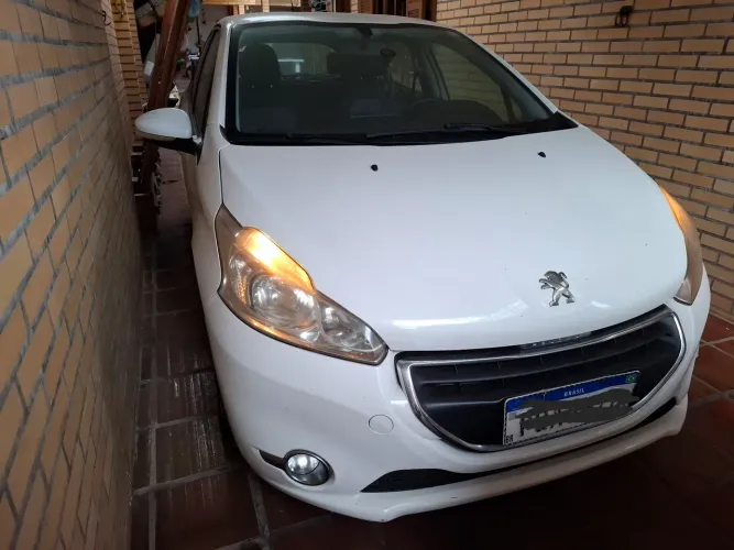 Peugeot 208 Active Pack 1.6 Flex 16V 5P Aut. 2015