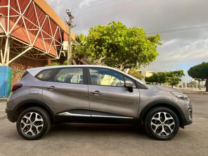 Renault Captur Intense Bose 1.6 16V Flex 5P AUT 2021