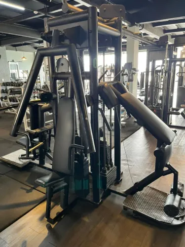 Estação Multi Gym / Multiestação profissional