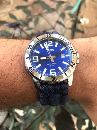 Relógio CASIO Entice com pulseira paracord