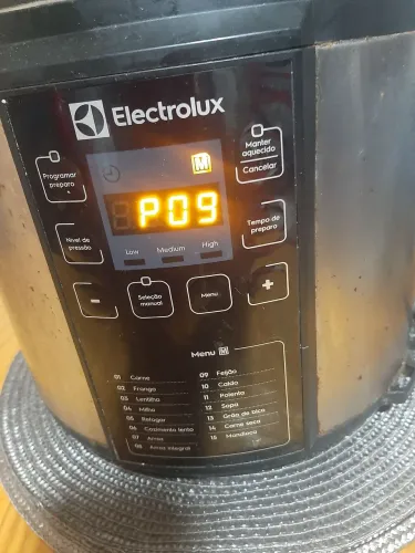 Panela de pressao elétrica eletrolux 220 v