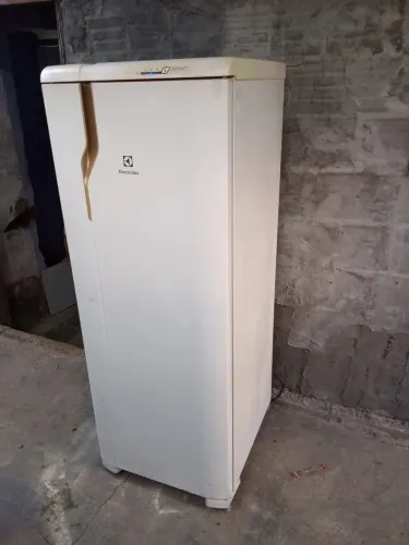 Geladeira Electrolux turbo congelador, entrega gratis
