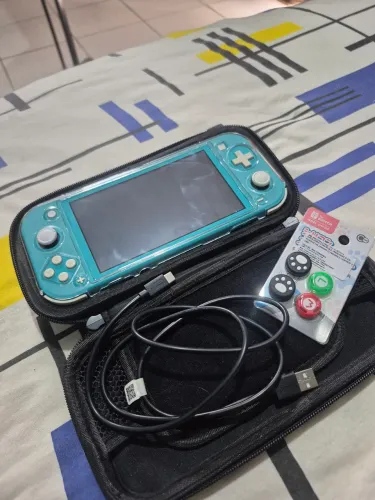 Nitendo Switch Lite 512GB Desbloqueado