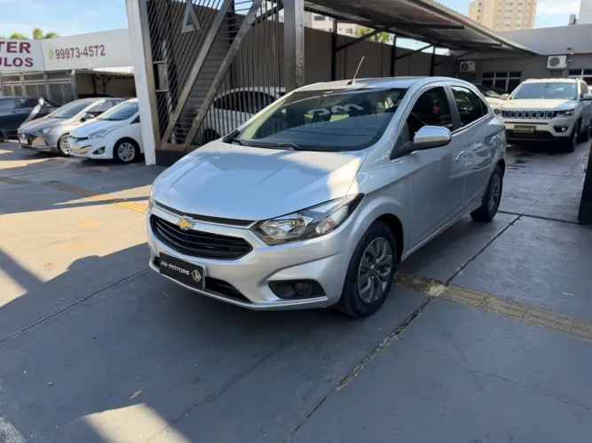 Chevrolet Onix Hatch LT 1.4 8V Flex Mec. 4P 2018