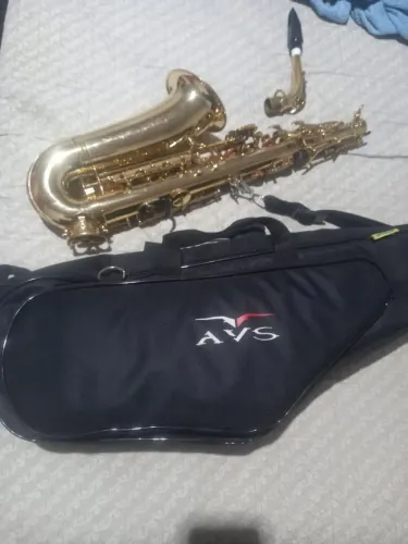 Saxofone Alto Mib AVS - Excelente Oportunidade