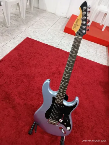 Guitarra TAGIMA JA3 CUSTOM 