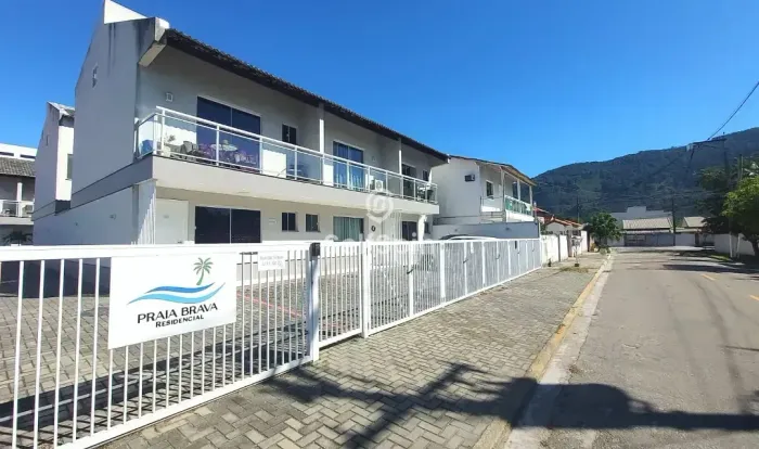 Apartamento com 2 quartos para alugar - Barroco (Itaipuaçu) - Maricá/RJ