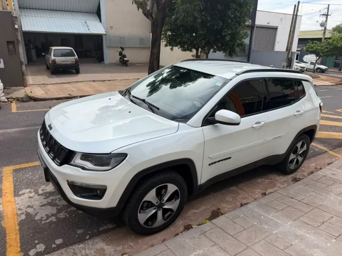 Jeep Compass Longitude 2.0 4X4 Dies. 16V Aut. 2017