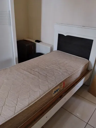 Cama + Colchão Ortopédico de Solteiro