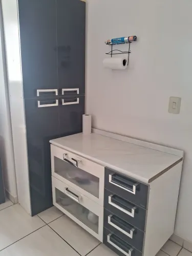 Armários e Micro-ondas desapego