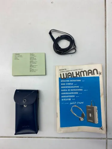 manual + case Sony Walkman TPS-L2 (original)