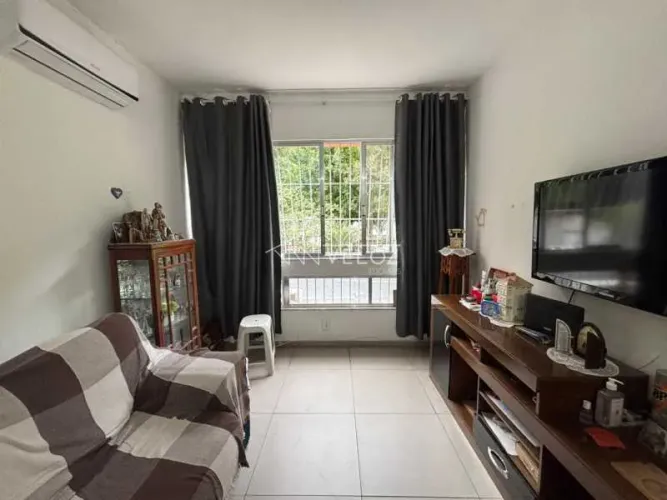Apartamento : / Residencial / Laranjeiras