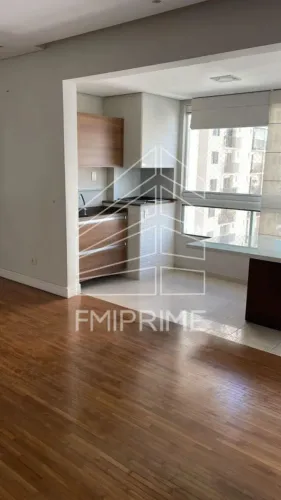 Apartamento na Rua Fabia com 3 domitórios e 2 vagas. Abaixo da avalização.