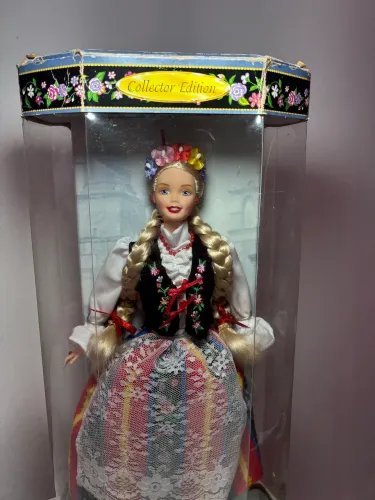 Barbie Dolls Of World Polish 1997 (Polonesa) -Não veio para o Brasil!