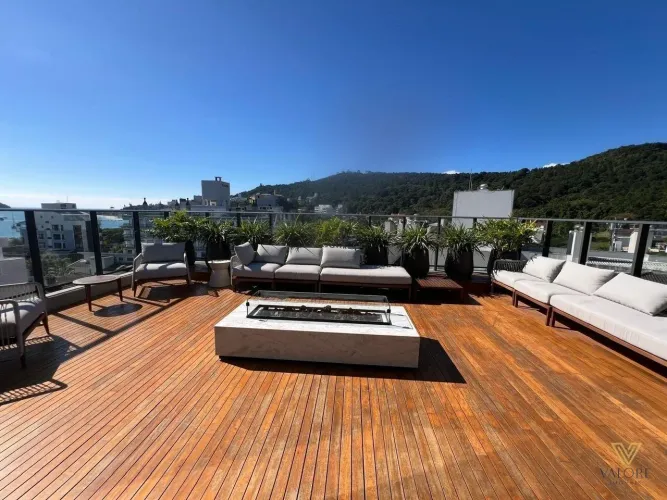 Apartamento 3 Suítes a 150m do Mar em Jurerê | Novo com 2 Vagas