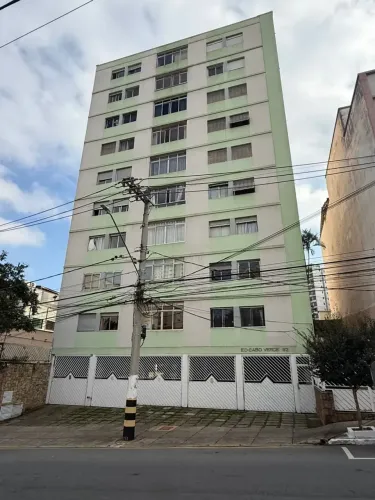 Imóvel para aluguel possui 80 metros quadrados, é mobiliado, possui 2 dormitórios com armá