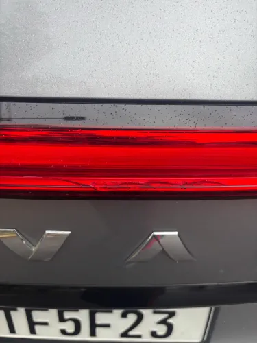 Vendo Lanterna traseira bi-partida mala Led do Haval H6 PHEV19 1.5 Aut Híbrid
