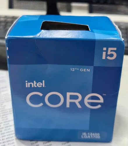 Processador Intel i5 12400 12th 2.5 novo