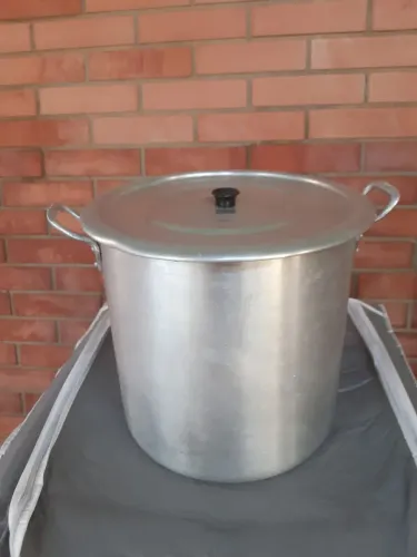 Panela grande de alumínio 27 litros