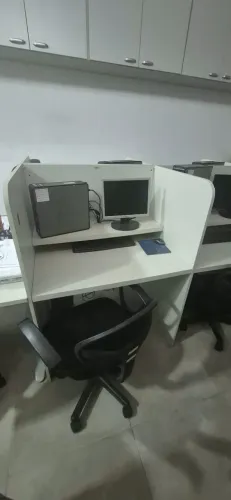 BAIAS / MESAS PARA CALL CENTER /P.A