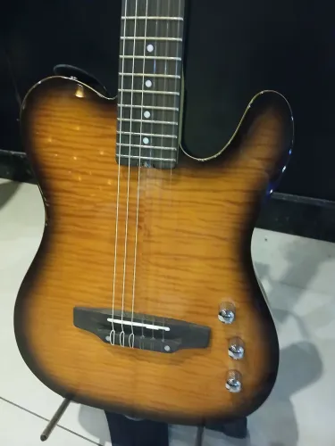 Lindíssimo Violão Nylon novo do Luther Adailton. 