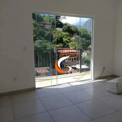 Aluguel de casa tipo apto com sala, quarto, varanda!! R$ 1.300,00