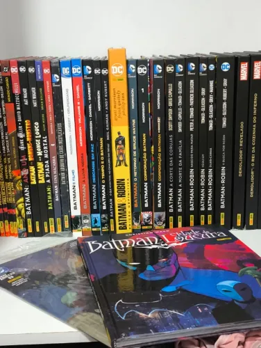 Batman - Lote de HQs (Morrison; Snyder; Tomasi etc)