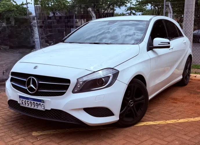Mercedes-Benz Classe A 200 1.6 TB 16V Urban 156cv Aut. 2013